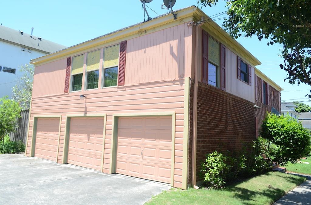 Robin's Nest Bed & Breakfast 3*