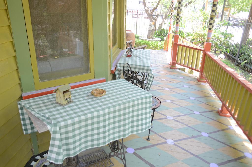 Bed & Breakfast Robin's Nest 3*