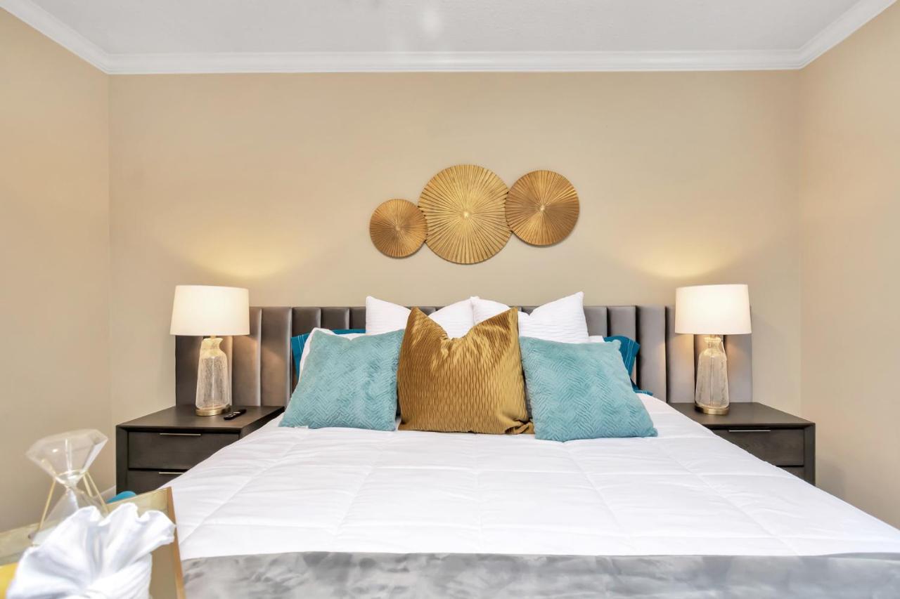Zjhalik's Luxury French Quarters Apartment *