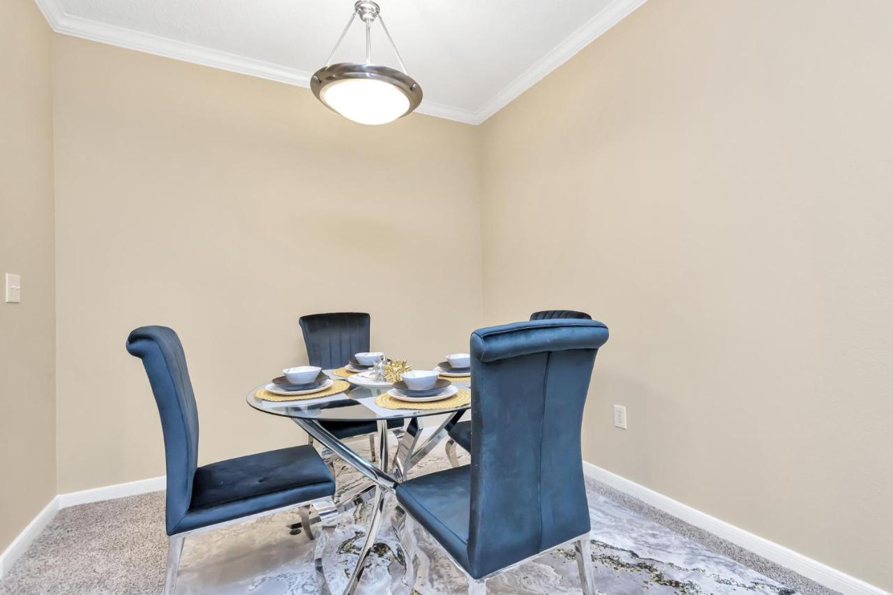 Zjhalik's Luxury French Quarters *