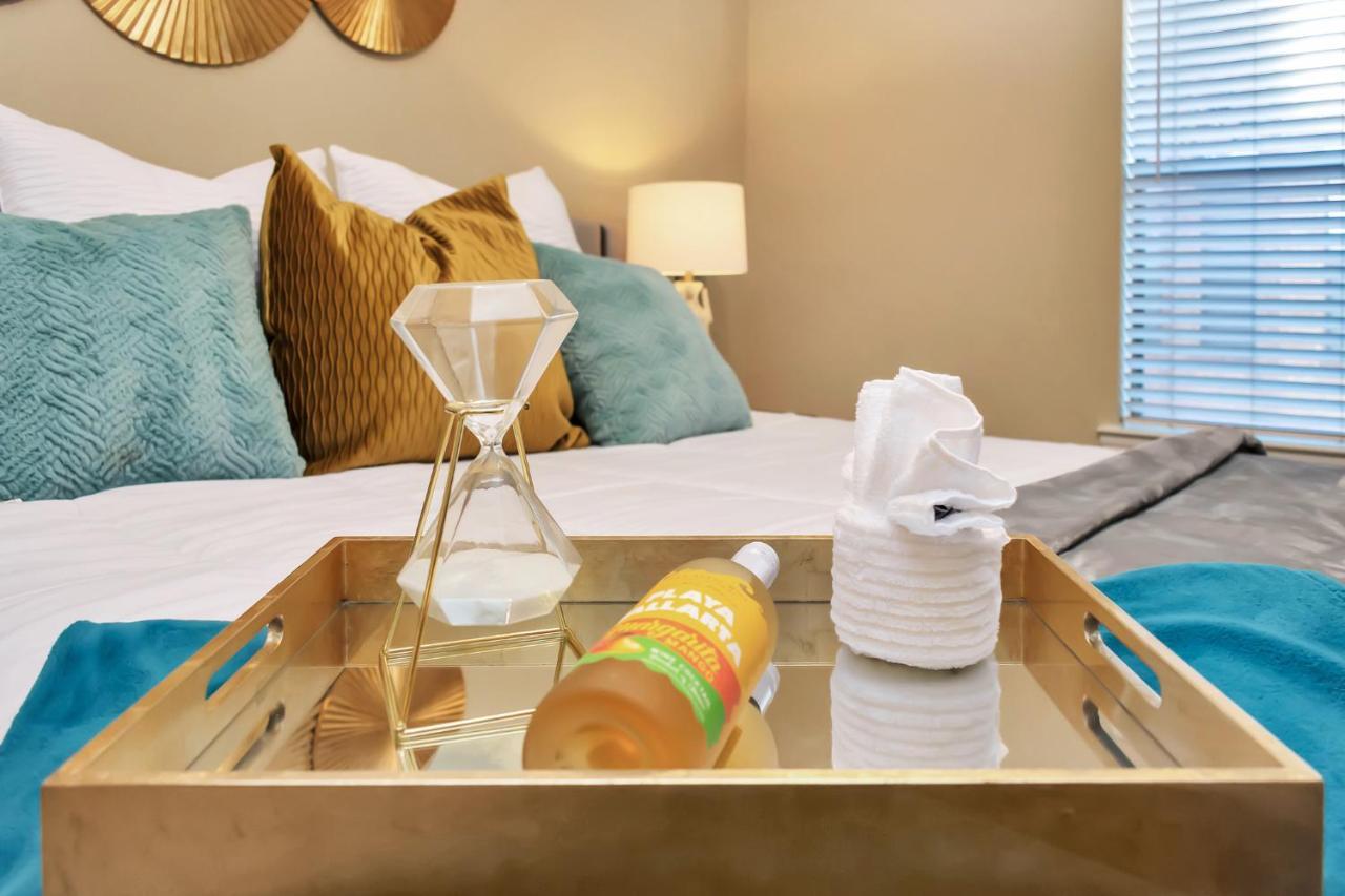 Zjhalik's Luxury French Quarters Apartment *