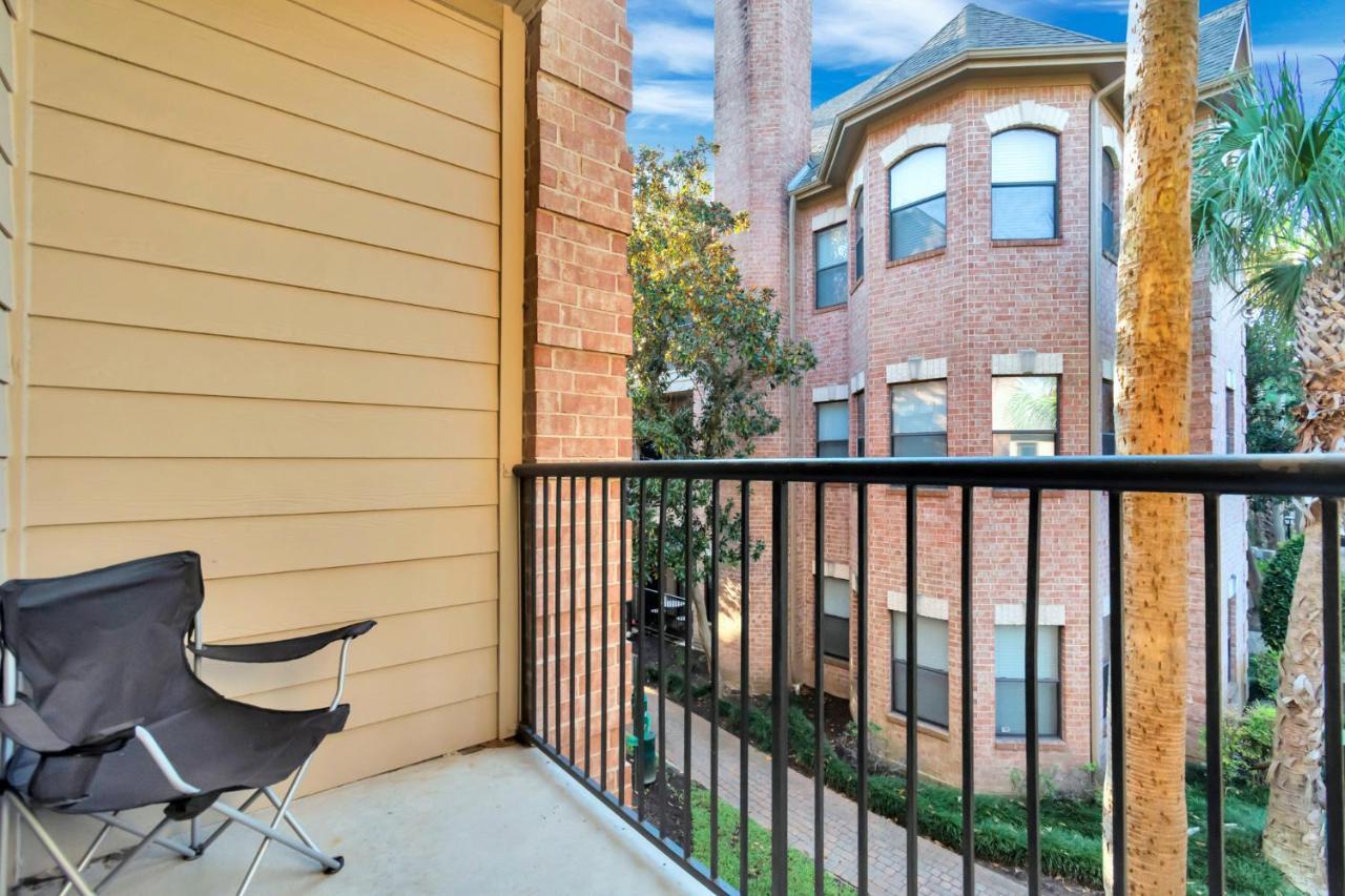 Zjhalik's Luxury French Quarters