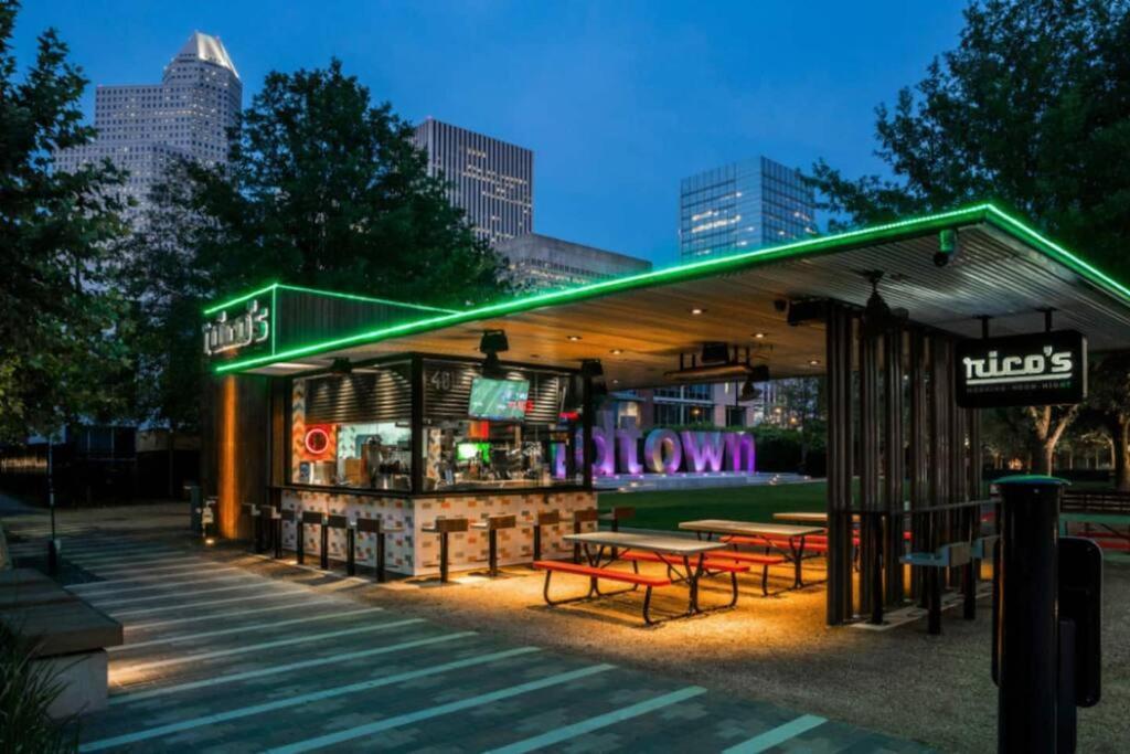 New Apart Midtown - 5min Stadium/parks/museum