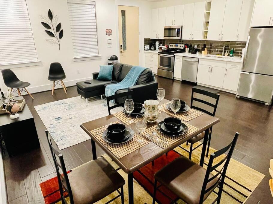 New Apart Midtown - 5min Stadium/parks/museum