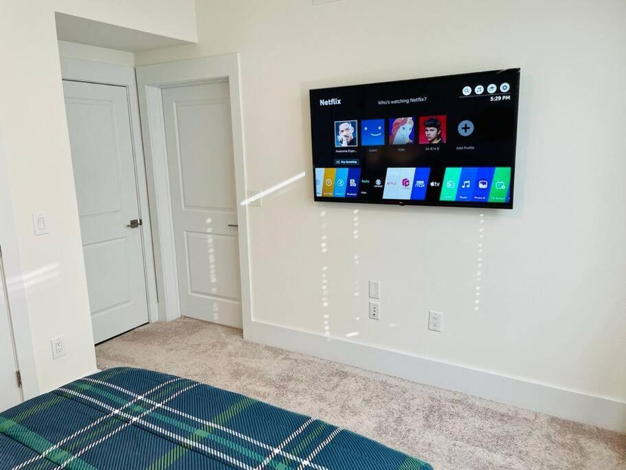 New Apart Midtown - 5min Stadium/parks/museum