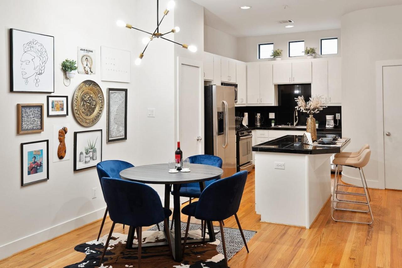 Apartment Link House 2bed 2bath Townhouse Enclosed Garage Astrodome Downtown Medctr