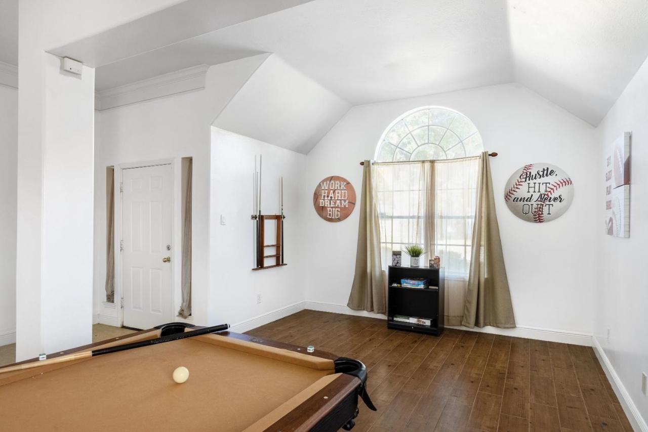 Surreydon Home Bush Airport Holiday home Houston