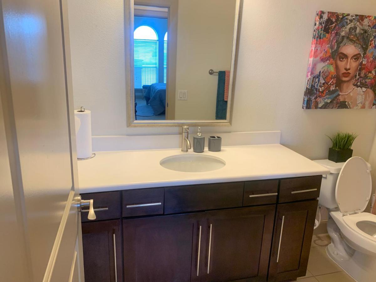 Med Center Fully Equipped Apt- Home Away From Home Apartment