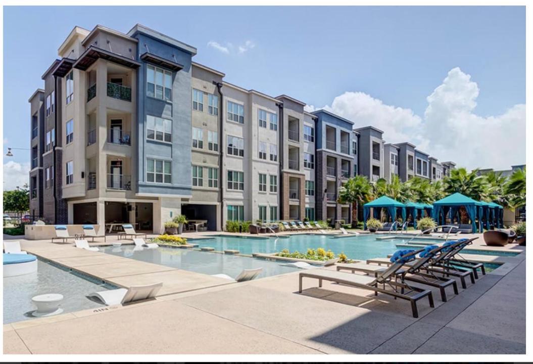 Lux, Lavish And Spacious 2/2 W/ Car Option Apartment