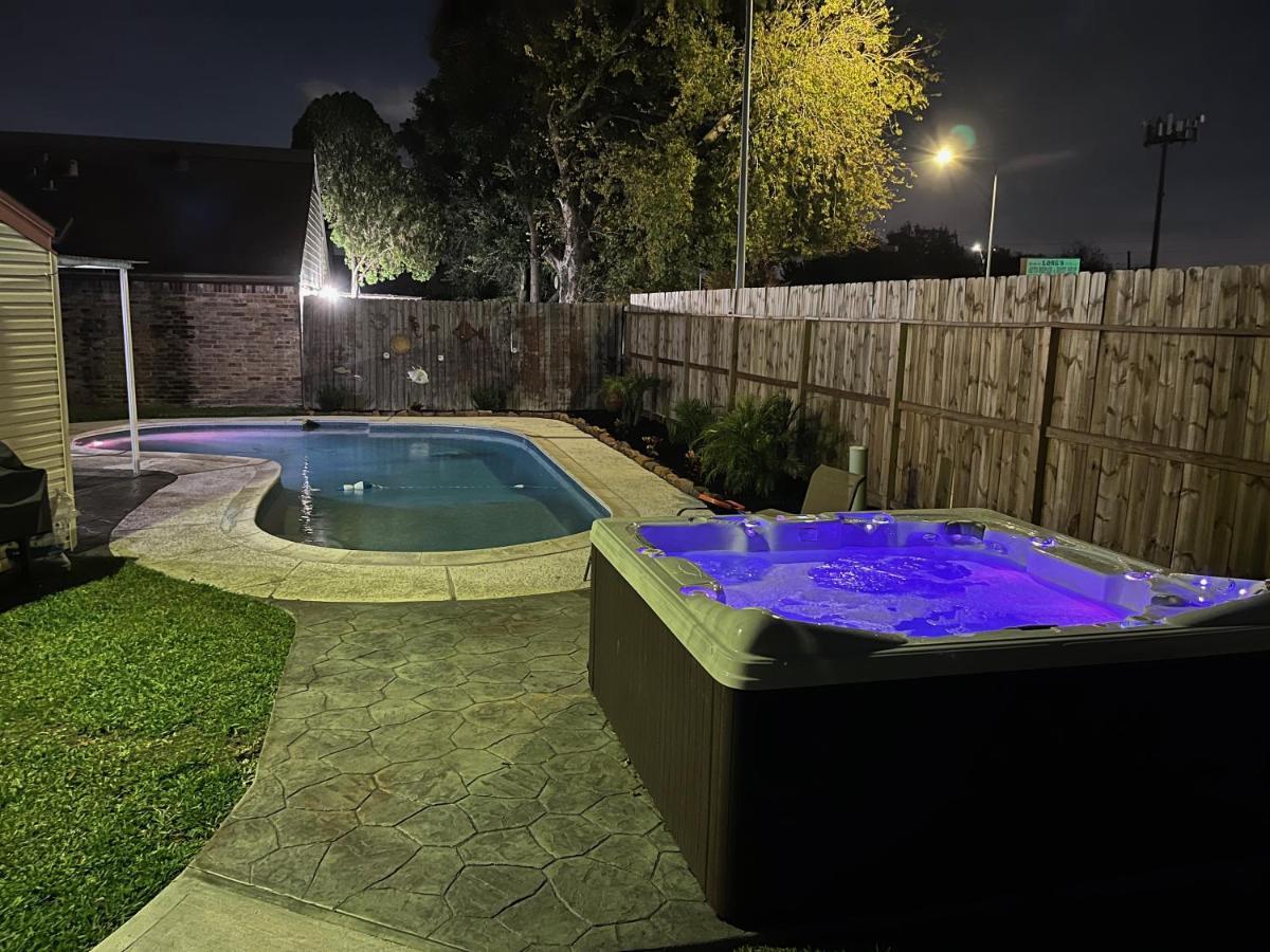 1976houstongem Luminous Pvtpool & Hottub Dt20mins For Lrg Families 6beds 2bath Holiday home Houston