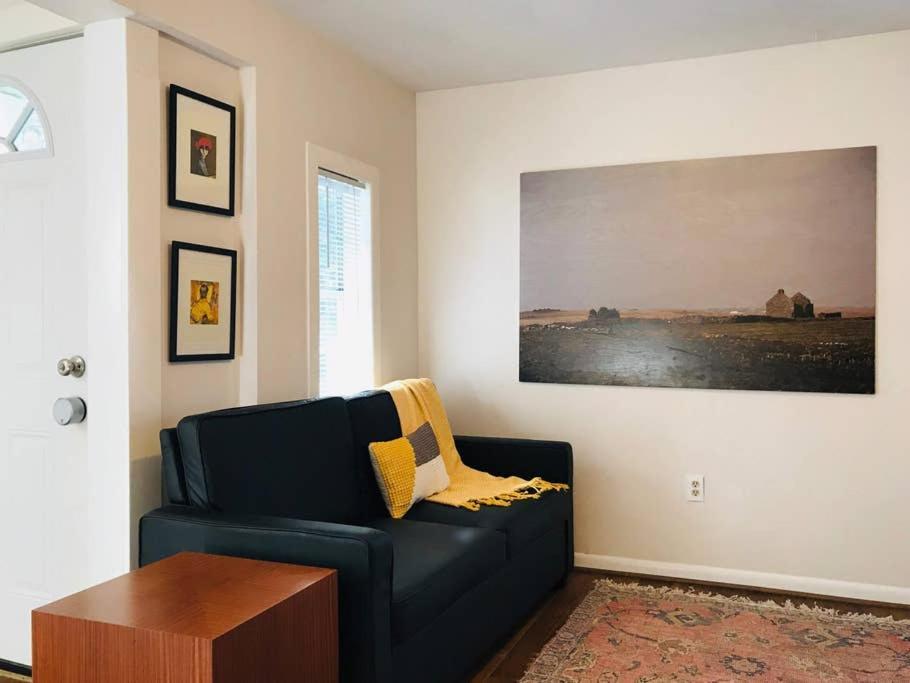 Montrose Place #4 - 1 Bedroom - Walk To Menil, Ust, Rice, Med Center, Museums, Metro Rail, Bars, Coffee Shops * Houston