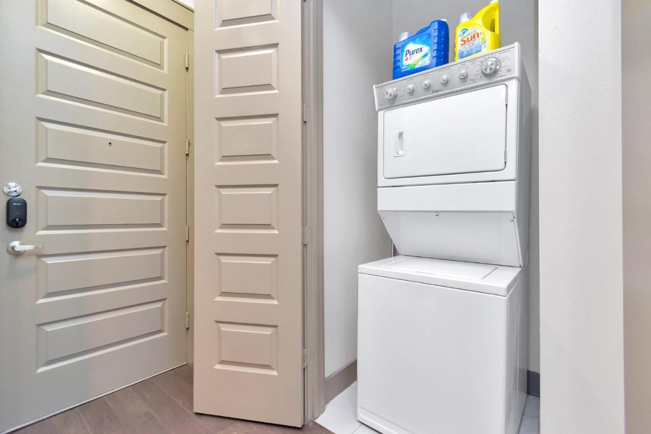 U1 Penthouse Downtown Car Available Apt 1br 1bth Gym Sleep Good Apartment Houston