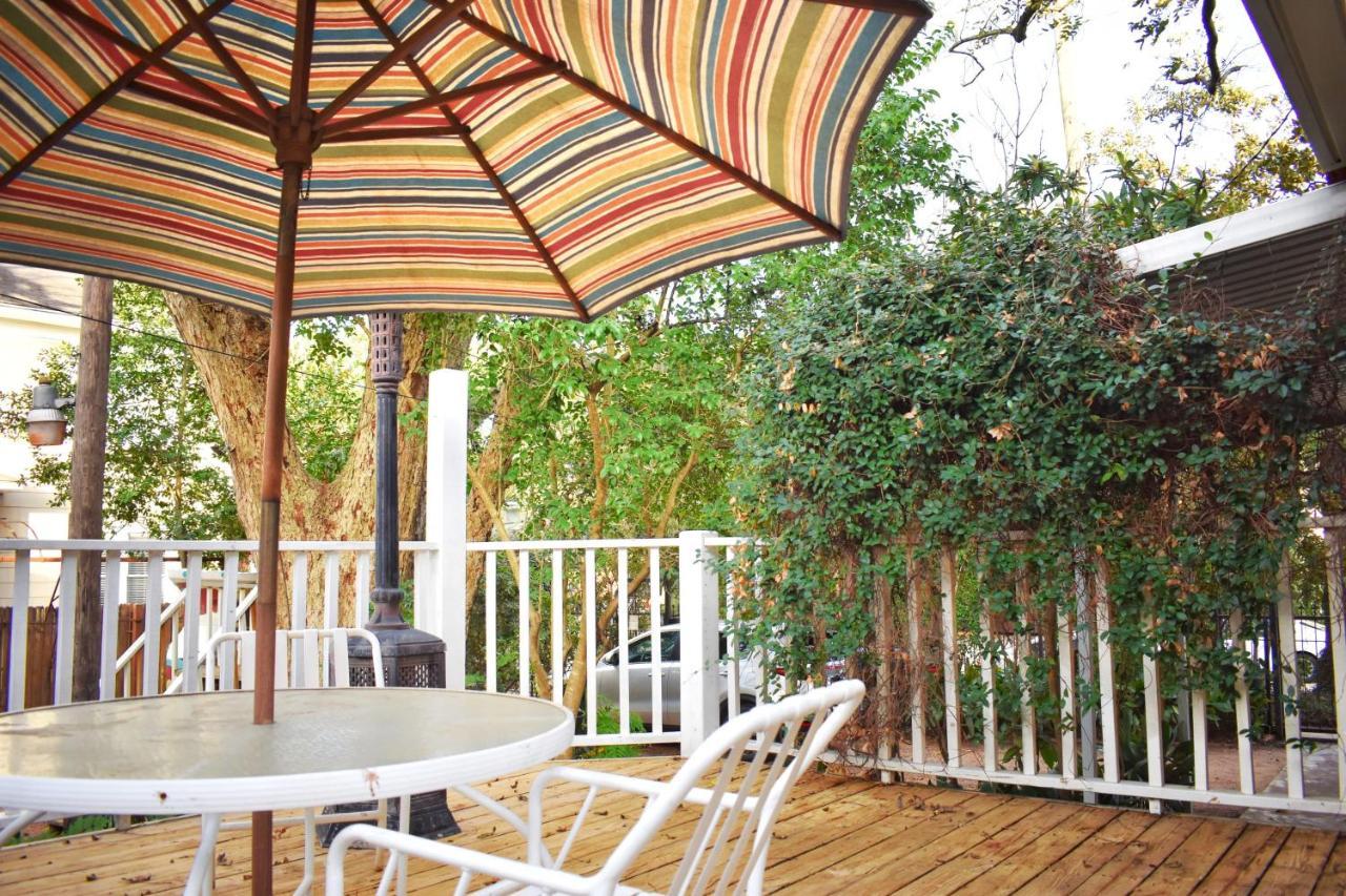 Greeley Gardens 2nd Floor Efficiency With A View Houston