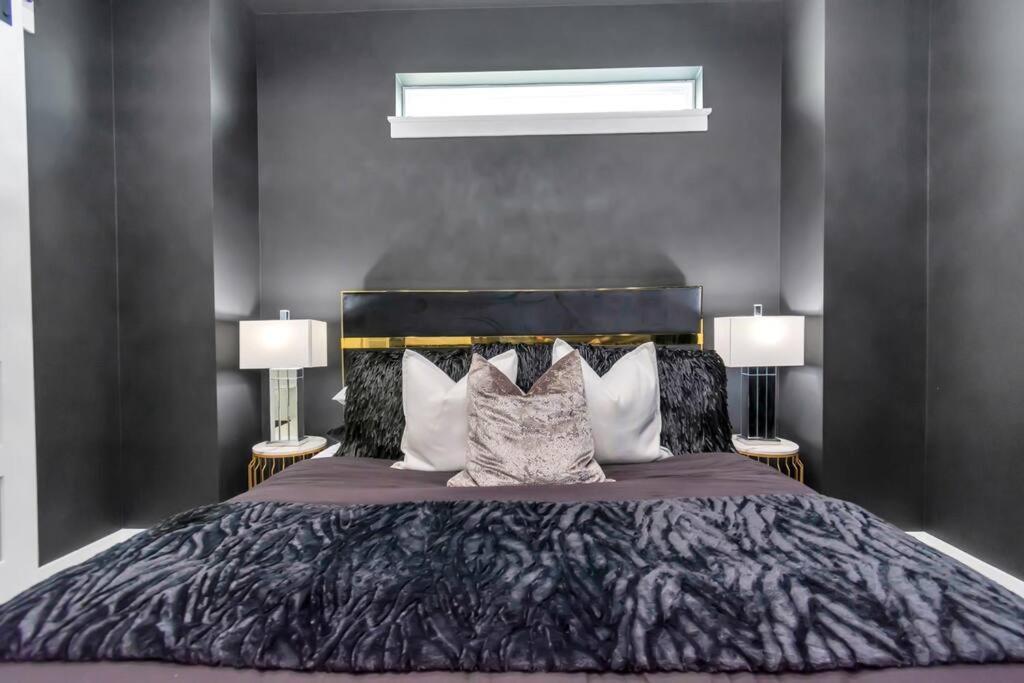 Holiday home The Spot! Downtown Skyline Views! Sleeps 12 Houston