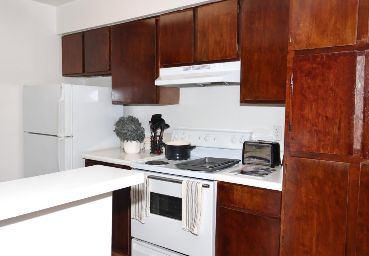 Chic Boho Cottage -Self Check In, Fully Furnished, & Free Parking *
