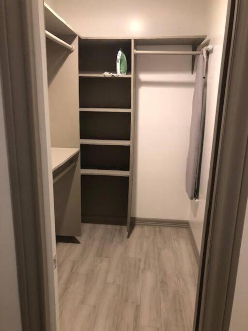 Holiday home 2bd Home, 20 Minutes From Nrg Or Minute Maid Houston