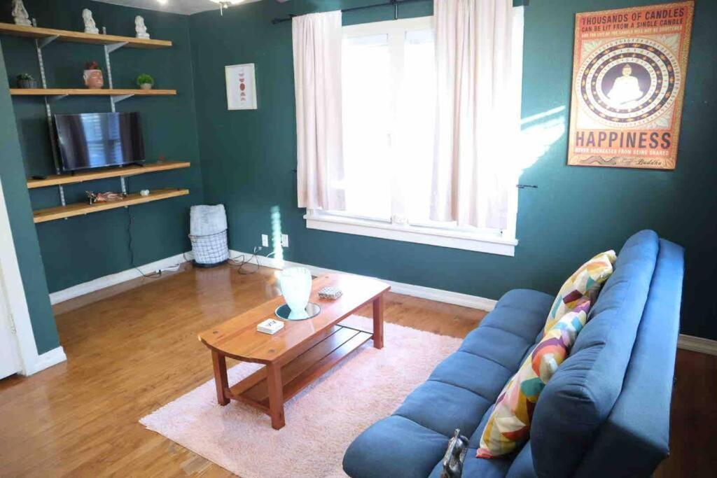Apartment 1br Montrose Parking Downtown Medical Center