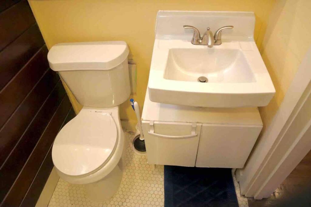 1br Montrose Parking Downtown Medical Center Apartment