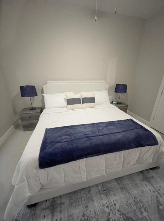 Luxury Corporate Apartment Rental Apartment *