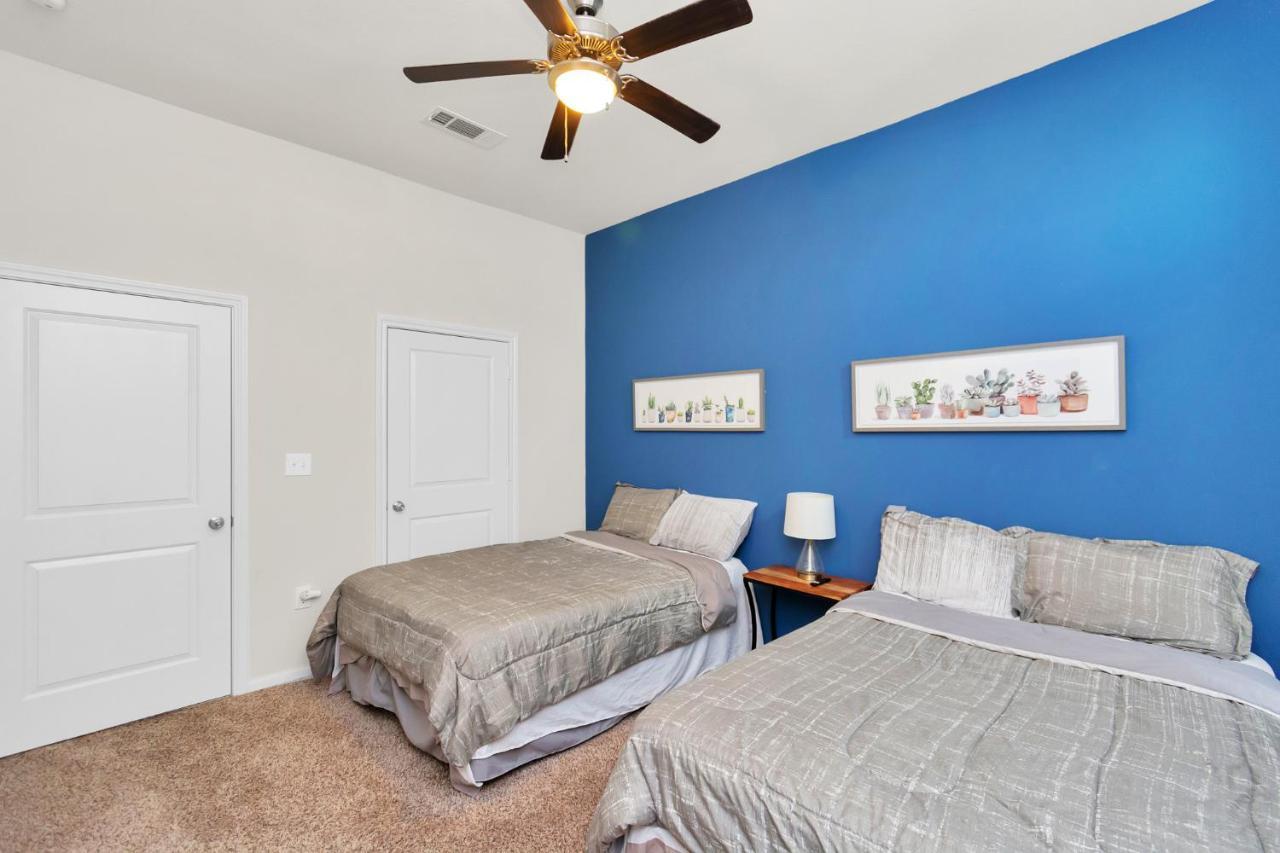 Charming With Gym Near Nrg Medical Center