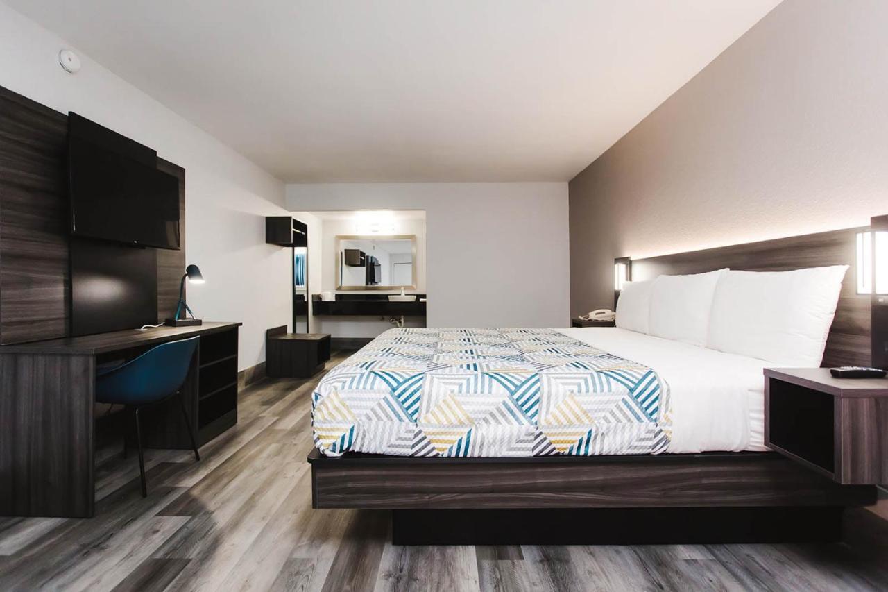Hotel 6 Tx Medical Center Nrg Stadium Houston