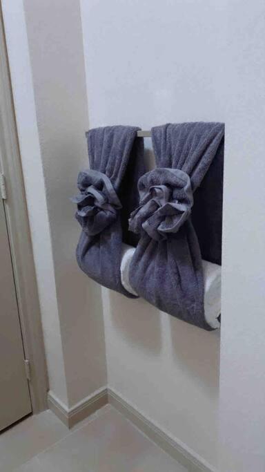 Apartment Walk To Nrg 2bdrm/balcony Pool View Free Parking *