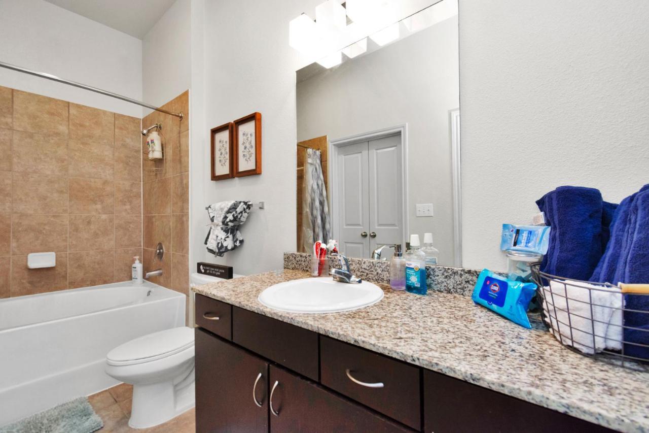 Charming With Gym Near Nrg Medical Center