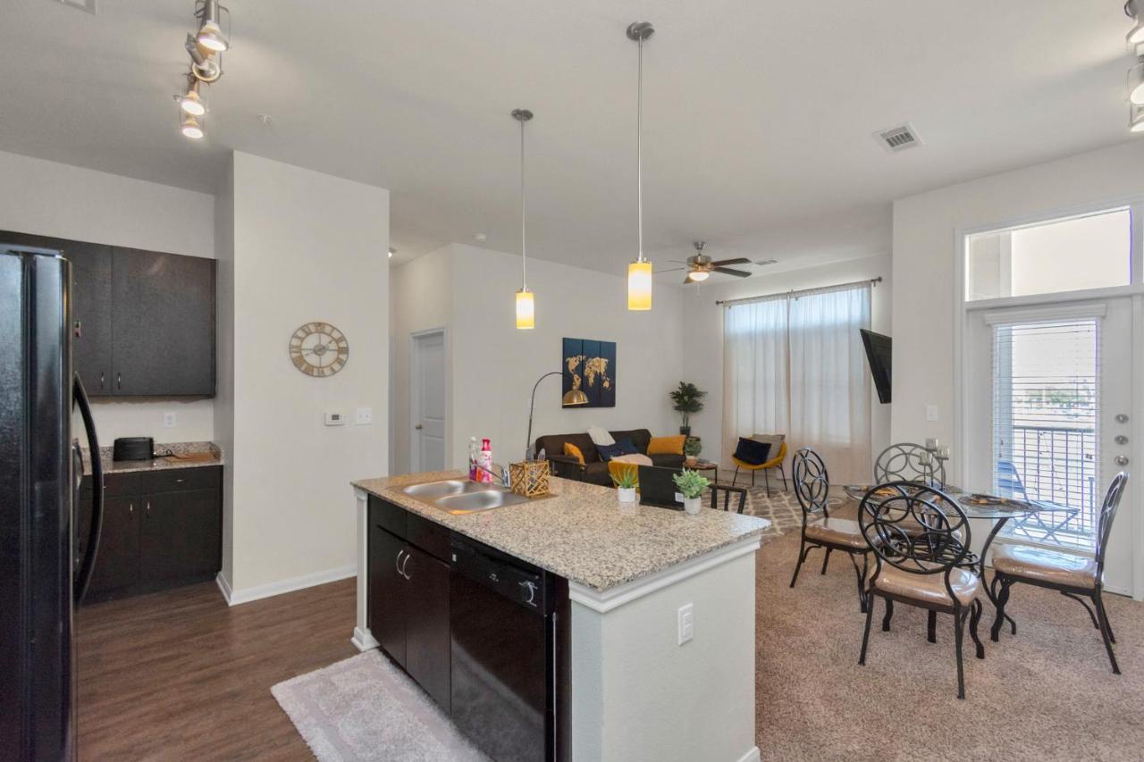 Apartment Charming With Gym Near Nrg Medical Center Houston