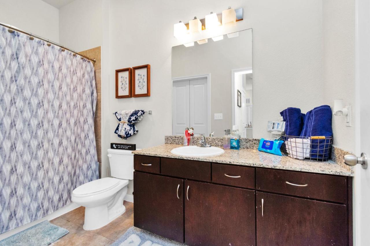 Charming With Gym Near Nrg Medical Center Houston