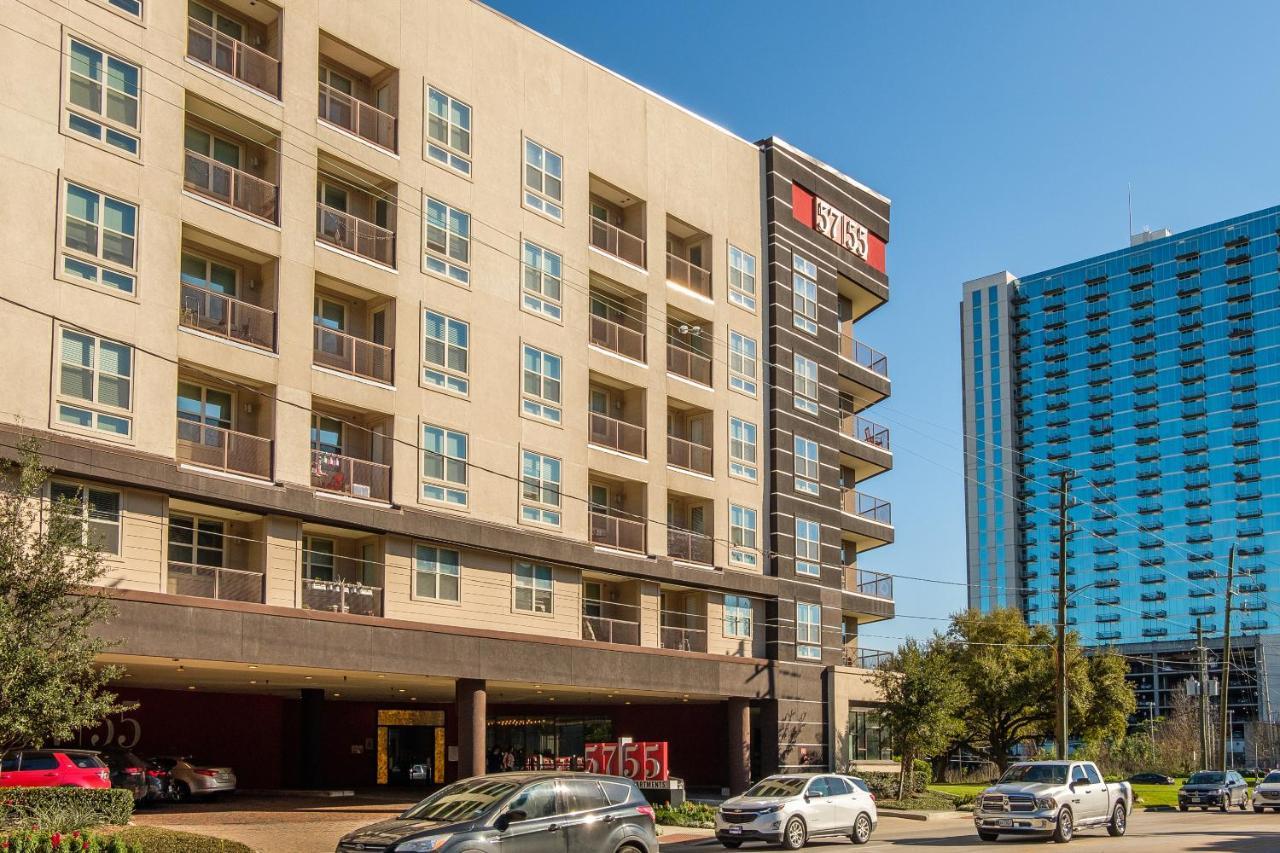 Frontdesk 5755 Hermann Park Apts Downtown Houston