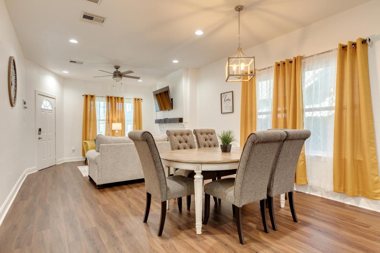 La Casita Blanca Houston