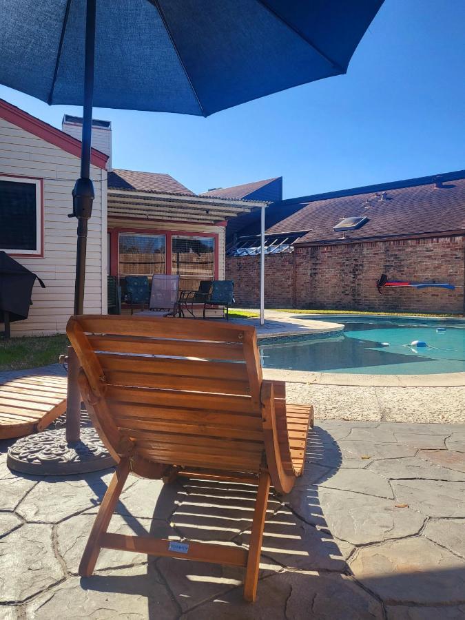 Holiday home 1976houstongem Luminous Pvtpool & Hottub Dt20mins For Lrg Families 6beds 2bath *
