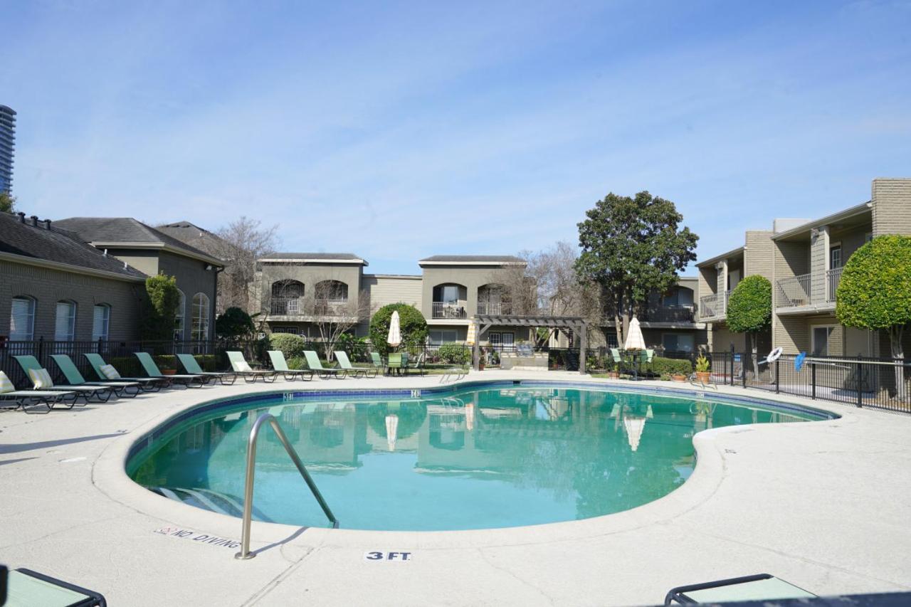 Apartment Wanderjaunt - The Place At Greenway Apartments