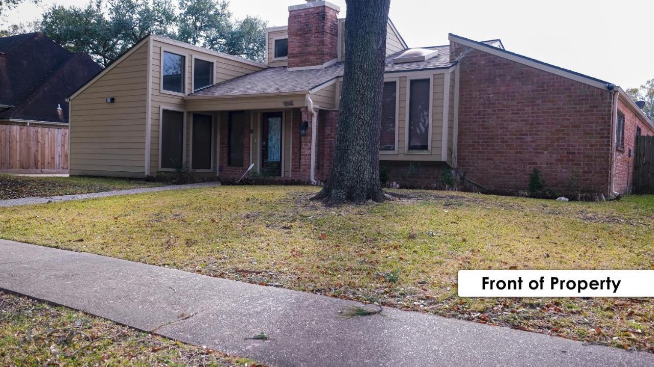 Pool House, 20 Minutes From Dt 4bdr For 10 Guests - Winkleman Holiday home Houston