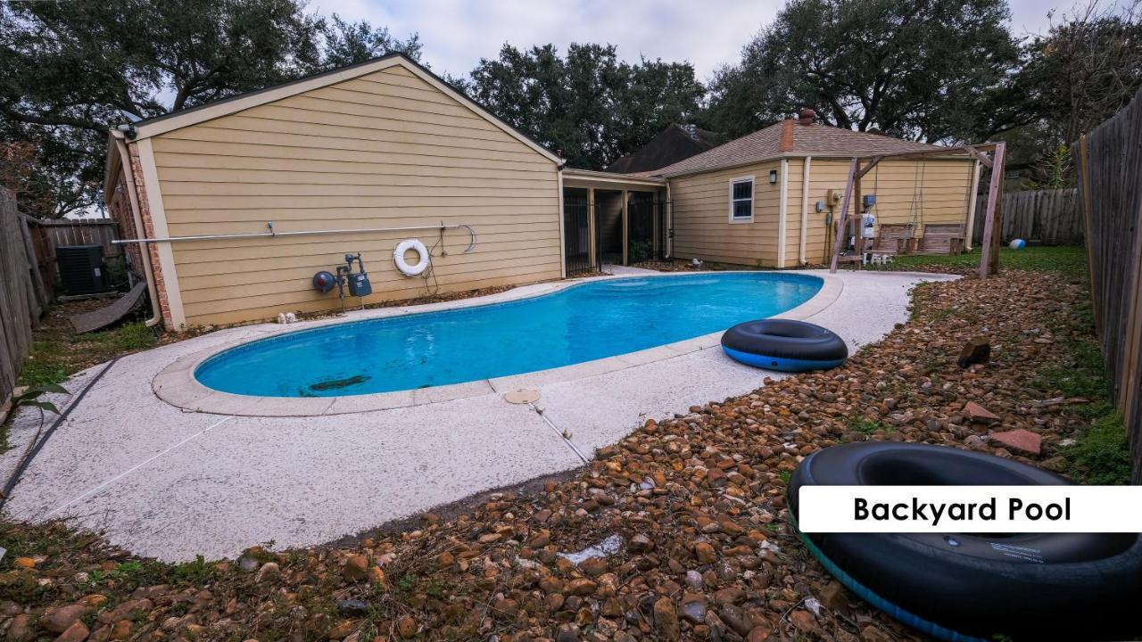 Pool House, 20 Minutes From Dt 4bdr For 10 Guests - Winkleman *