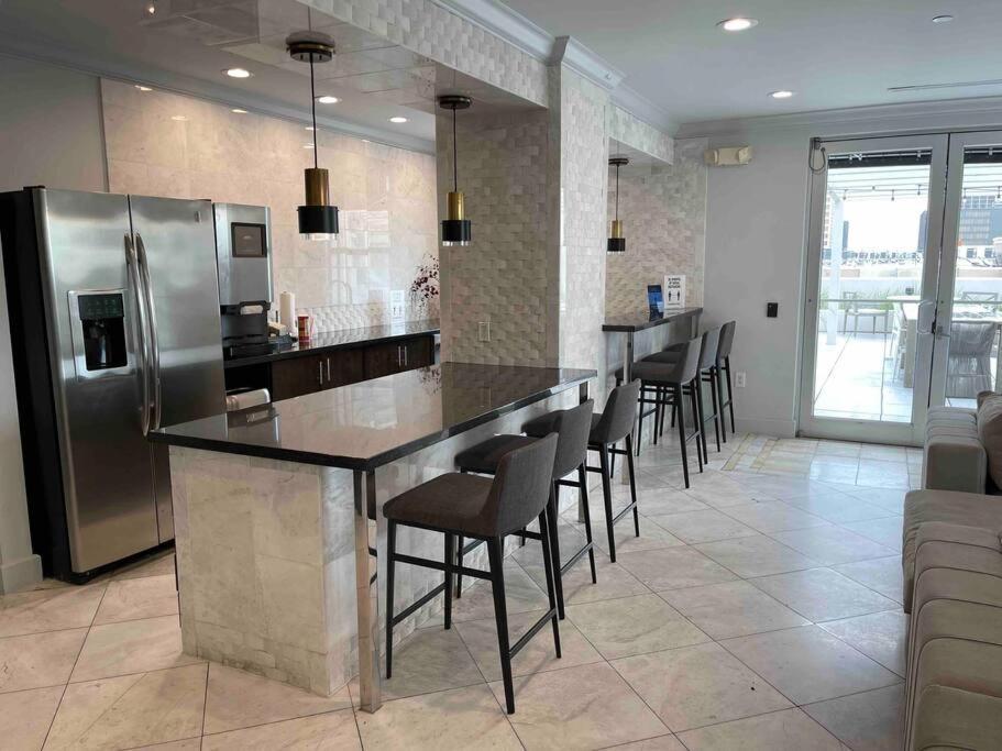 Apartment Immaculate 28Th Floor High Rise Vacation 1 Bedroom Unit