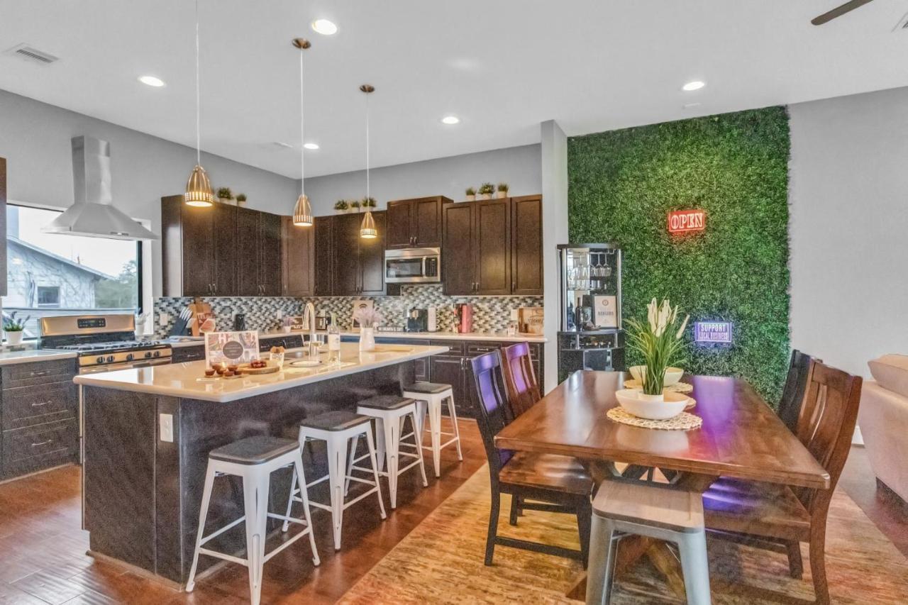 Holiday home Horizon House: Modern Downtown View Retreat Houston