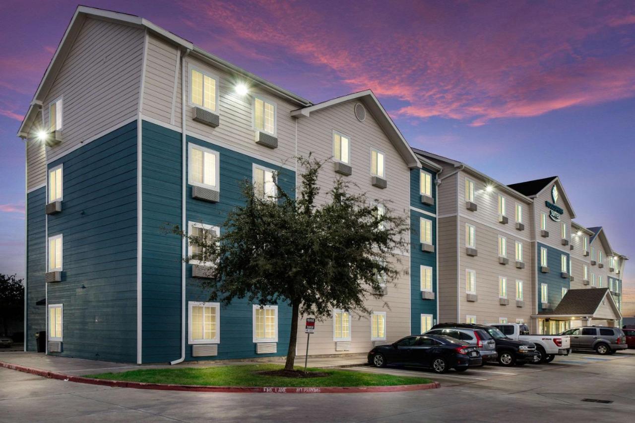 Woodspring I-45 Airtex Hotel