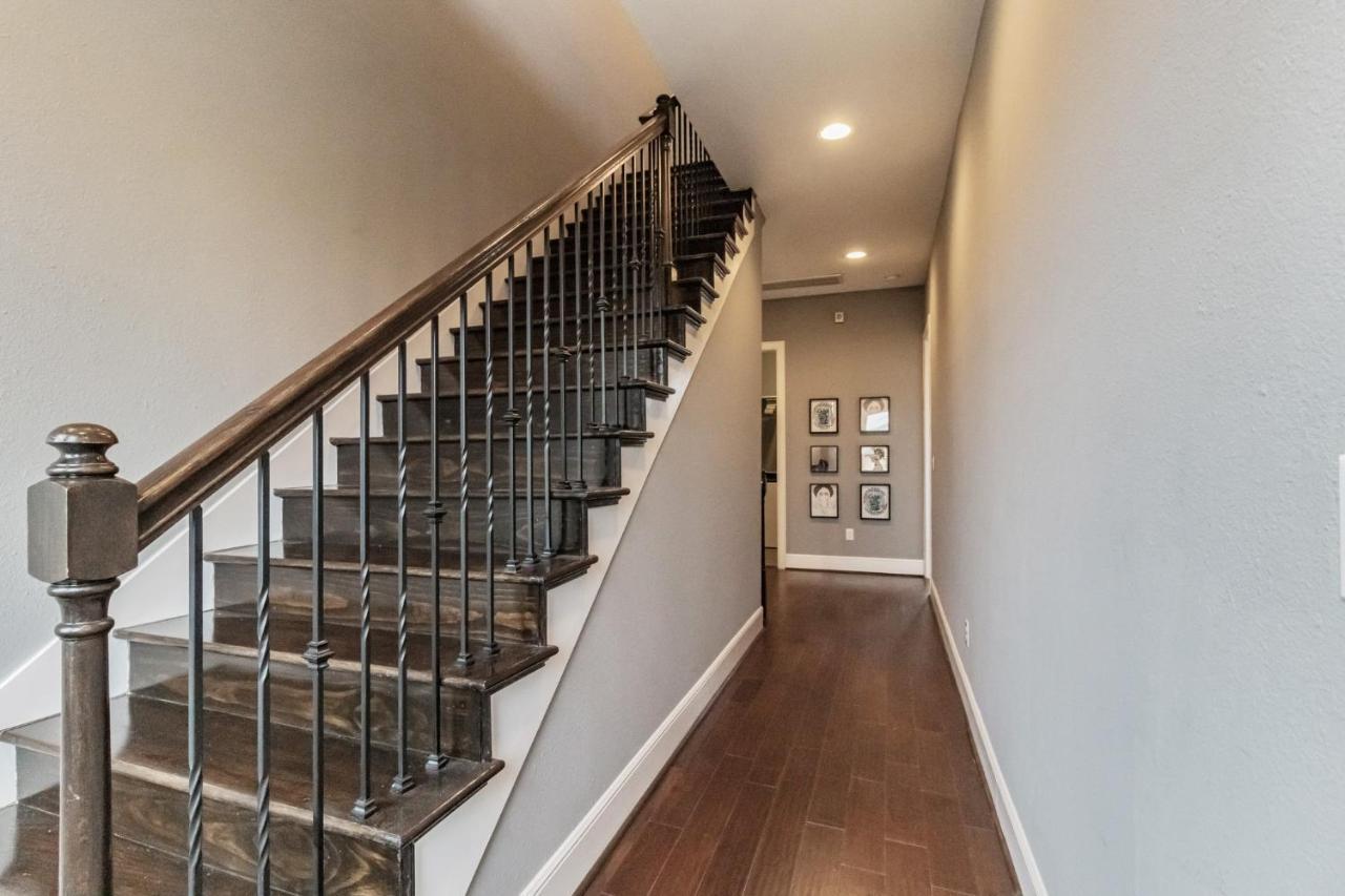 Horizon House: Modern Downtown View Retreat Holiday home Houston
