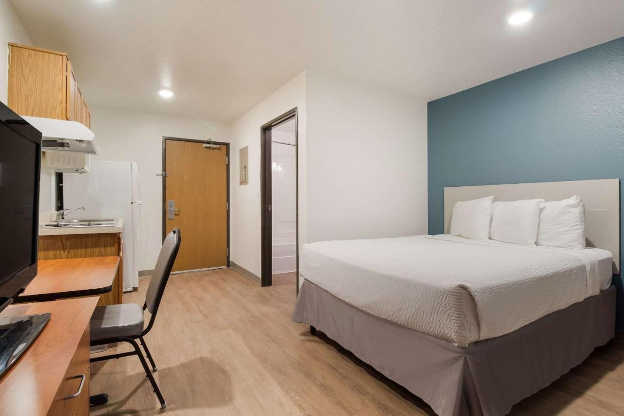Hotel Woodspring I-45 Airtex 2*