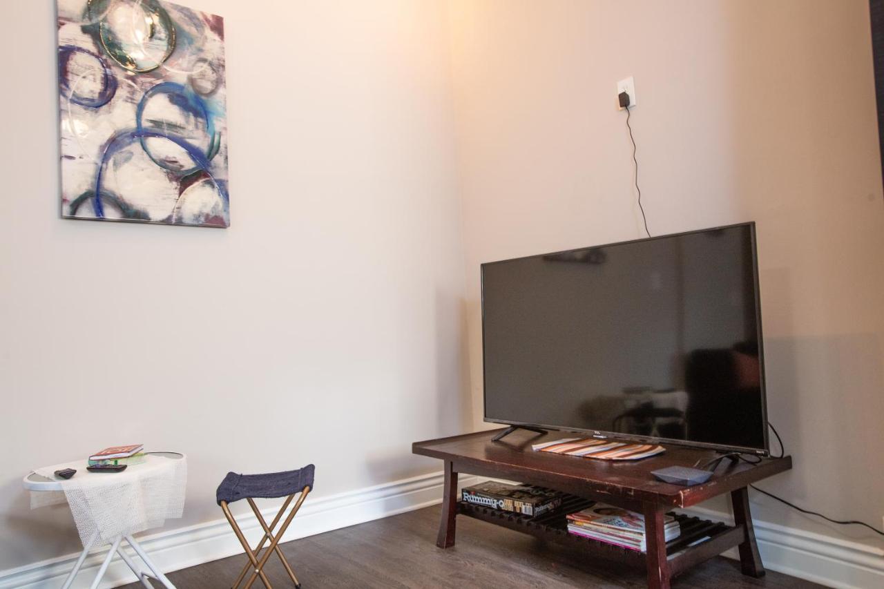 Cozy Studio In The Downtown/montrose Area * Houston