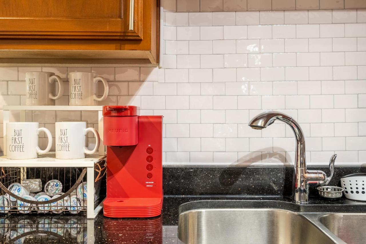 Apartment Med Center Luxury One Bedroom Walking Distance To The Hospitals