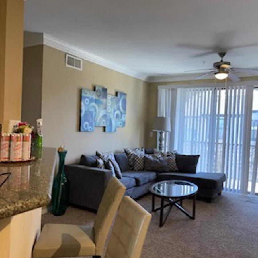 Huge 3Bdrm 4Bd Med Ctr Walk2 Nrg Wifi +Shuttle Sleeps 8