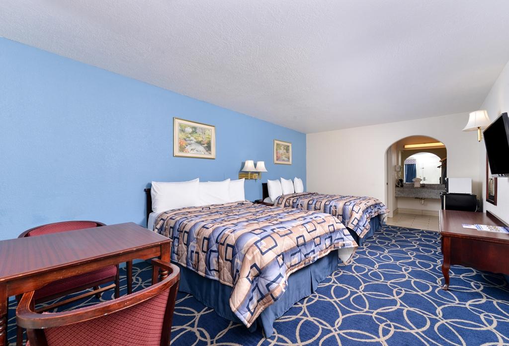 Americas Value And Houston/northwest Brookhollow Motel 2*