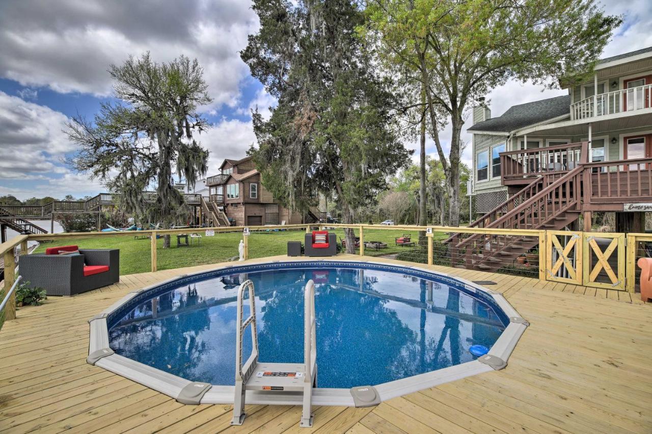 Holiday home Waterfront San Jacinto River With Boat Slip! Houston