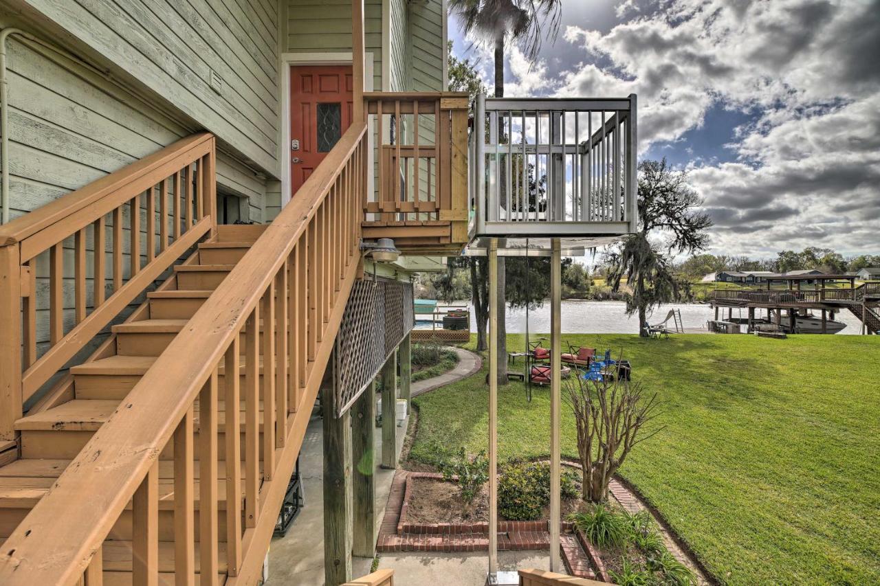 Waterfront San Jacinto River With Boat Slip! Holiday home *
