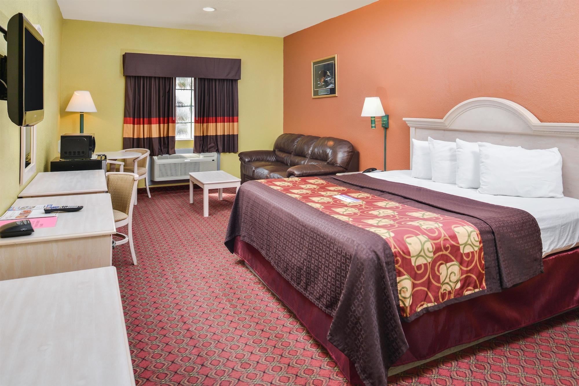 Hotel Americas Best Value And Fm 1960