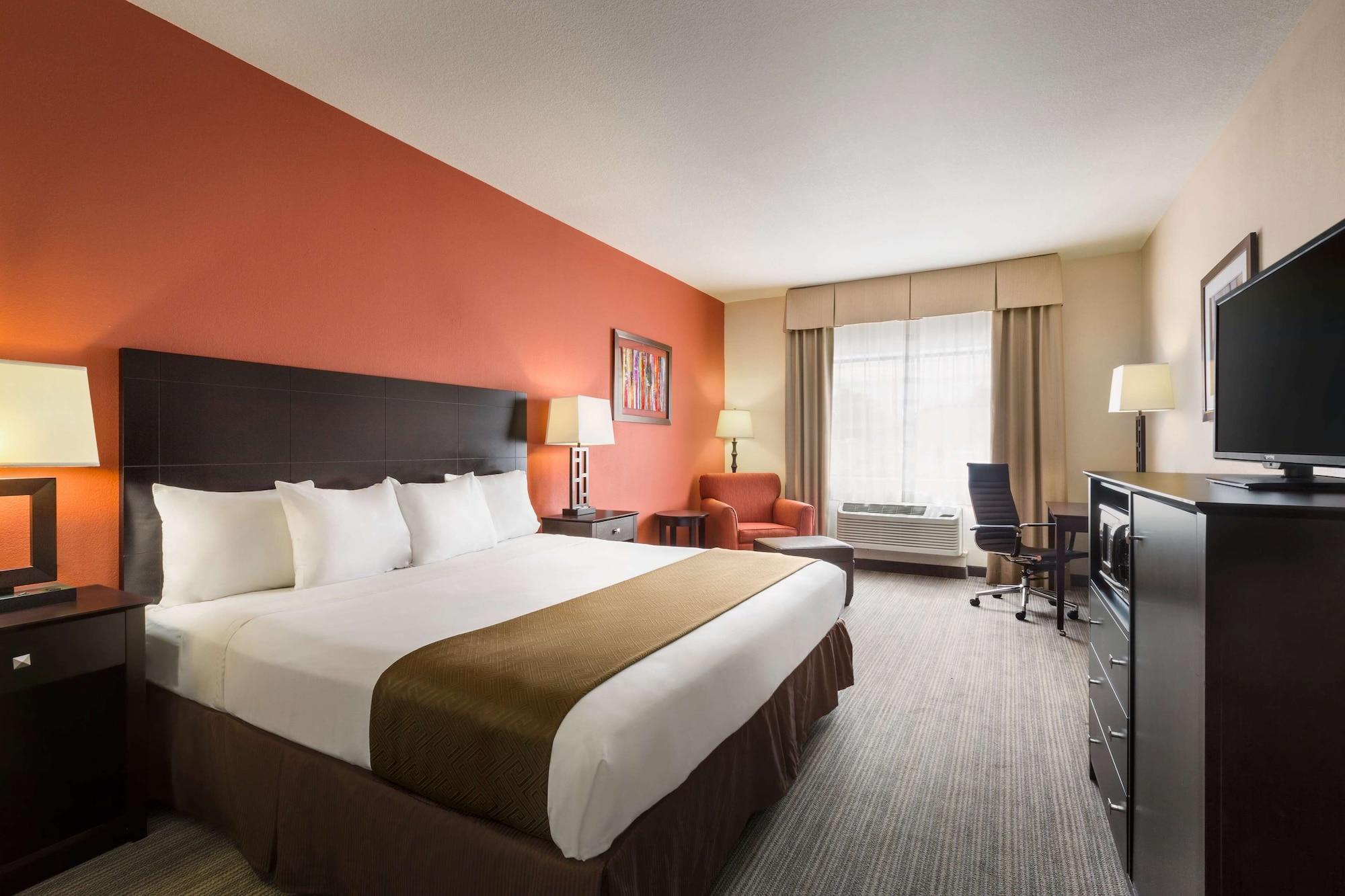 Country & By Radisson, Northwest, Tx 2*