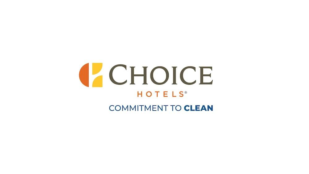 Hotel Rodeway & Hwy 290 Nw 2*