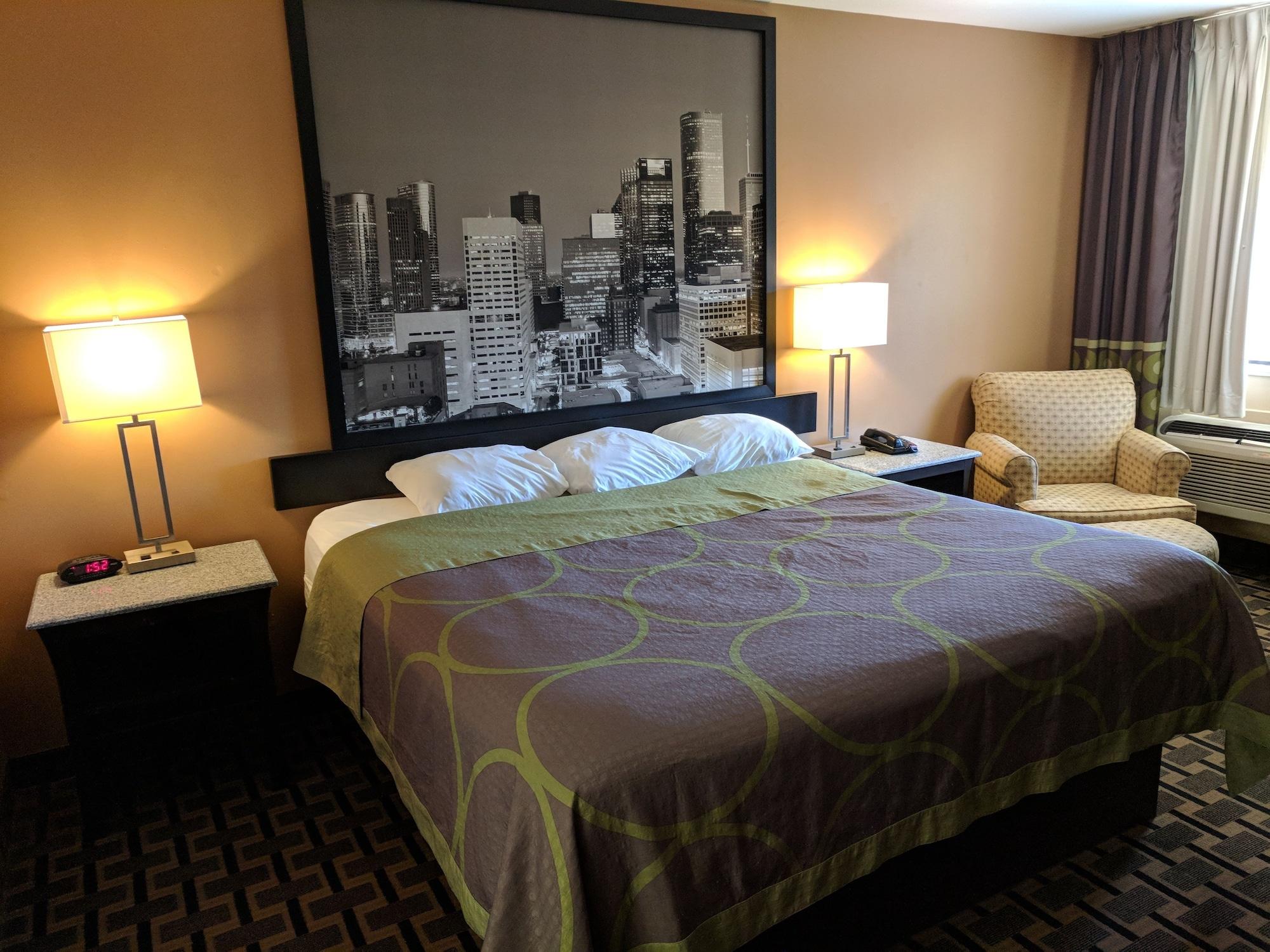 Super 8 By Wyndham Houston/willowbrook Hwy 249 Hotel Houston